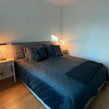 Lägenhet Kalaranna 27 *