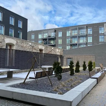 Lägenhet Kalaranna 27 *